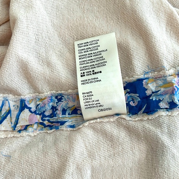 We The Free Women’s Shirt Size Small Sleeveless Bunches up / ties on the sides - Picture 7 of 9